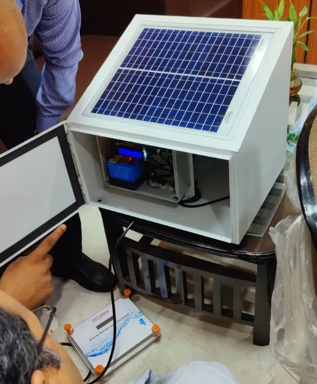Accumax Solar Powered Digital Water Level Recorder With Telemetry